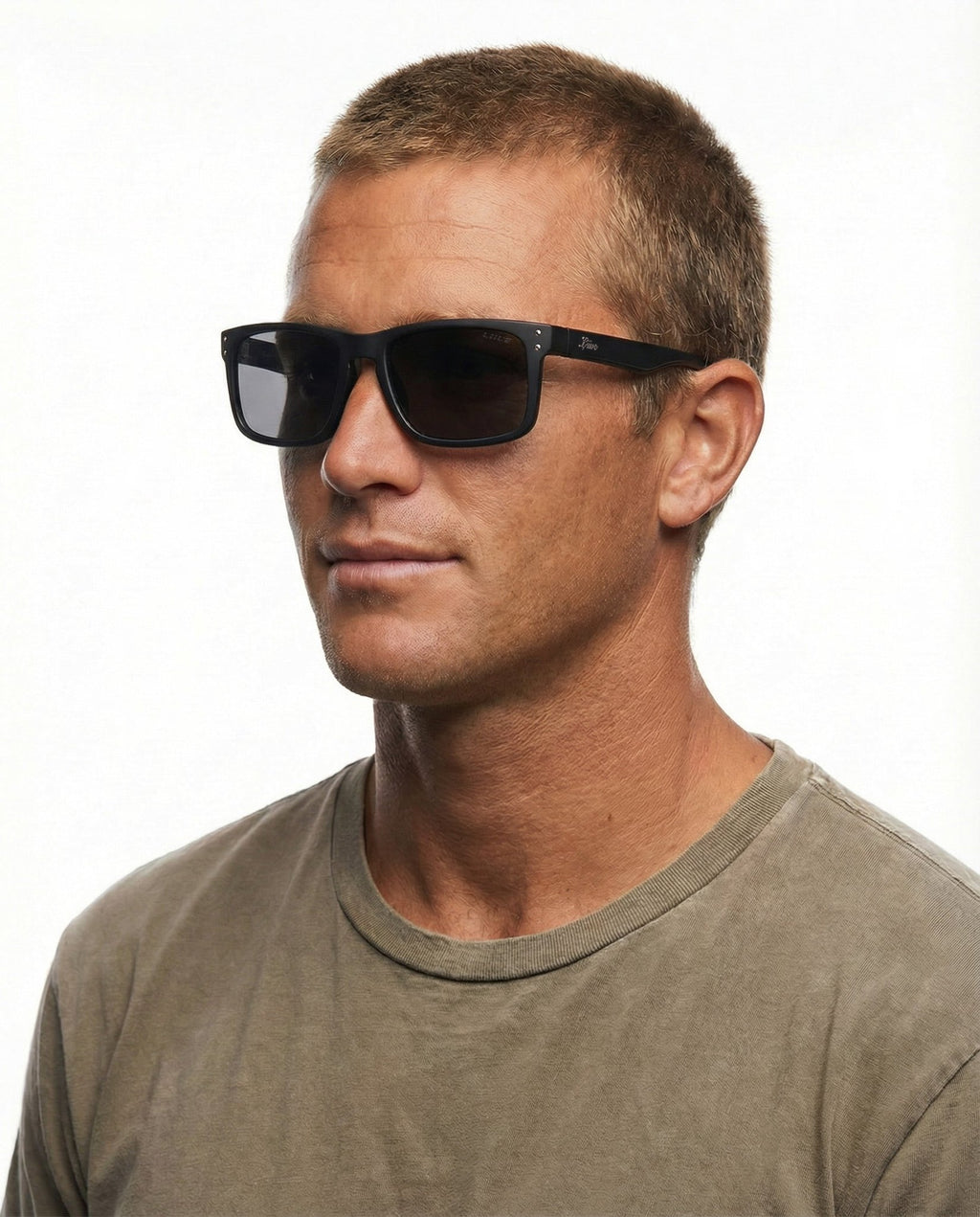 Cheap Thrill | Polarised Twin Blacks | lifestyle